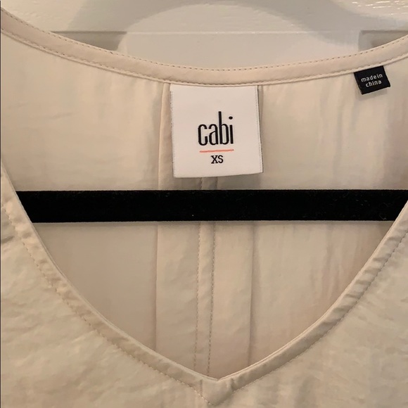 Cabi classic blouse XS. Great condition. - Picture 2 of 5